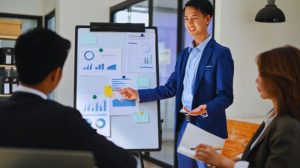 Read more about the article How to Write a Winning Pitch Deck That Impresses Investors